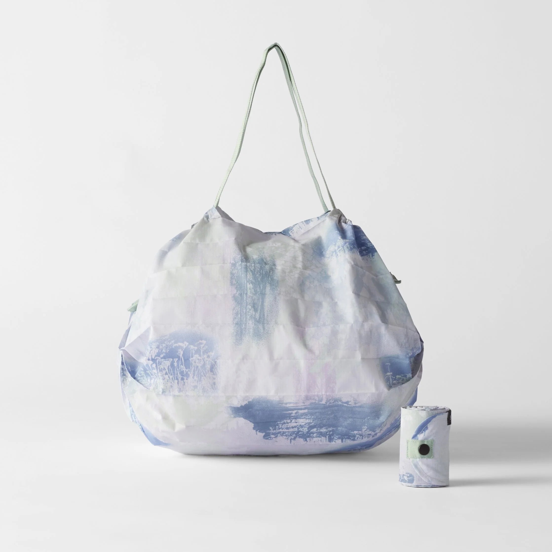 Shupatto Compact Bag M - Recycled Serious – TAKASHIMA 高島生活館