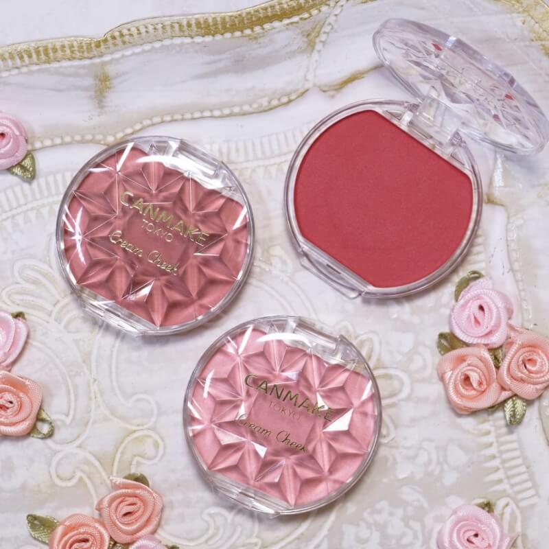 CANAMKE X Fresh blush with transparent matte finish CANMAKE "Cream Cheek (Matte Type)"