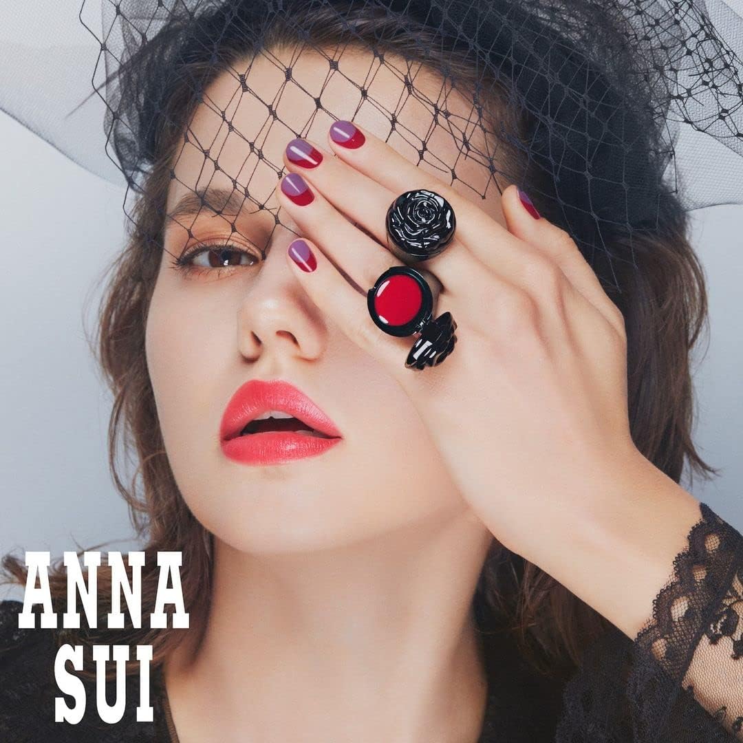 ANNA SUI  ❤️  Antique-Looking Lipstick like wearing an Accessory