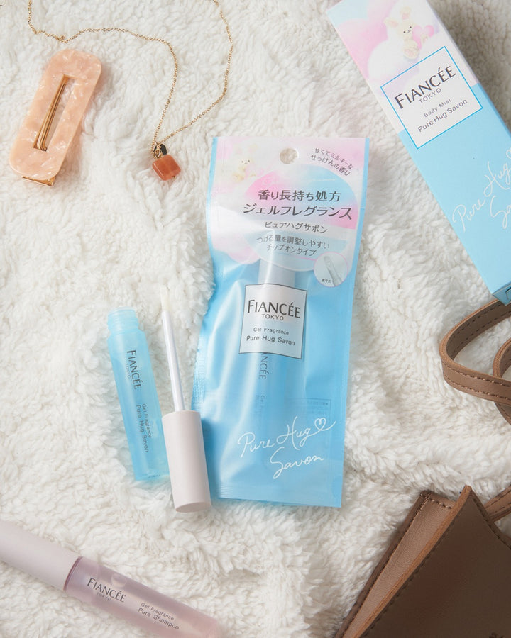 FIANCEE Gel Fragrance Pure Hug Savon