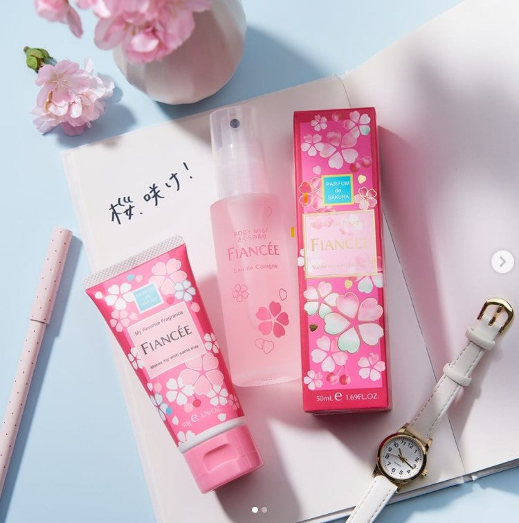 FIANCEE Hand Cream Sakura N